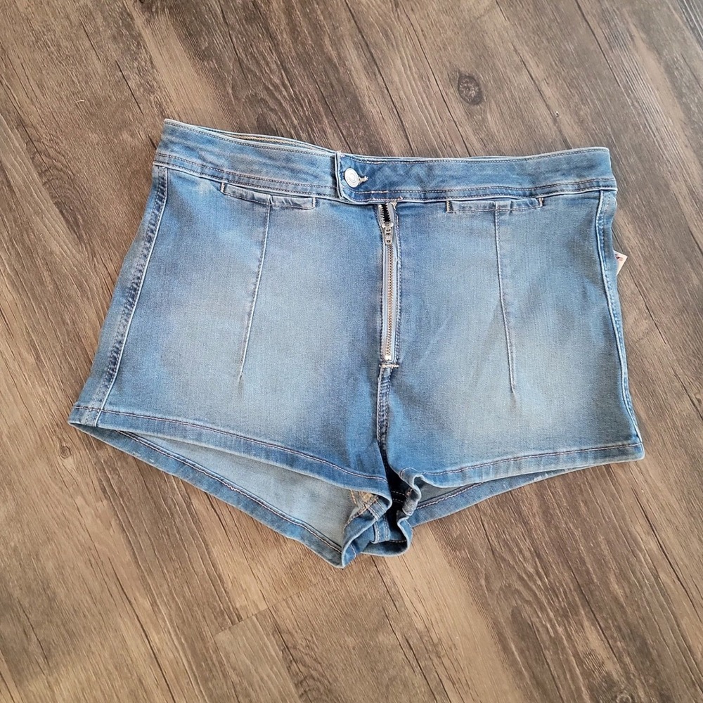 We The Free Honeycomb High Rise Denim Brief Shorts Light Wash Blue Size 29 NEW